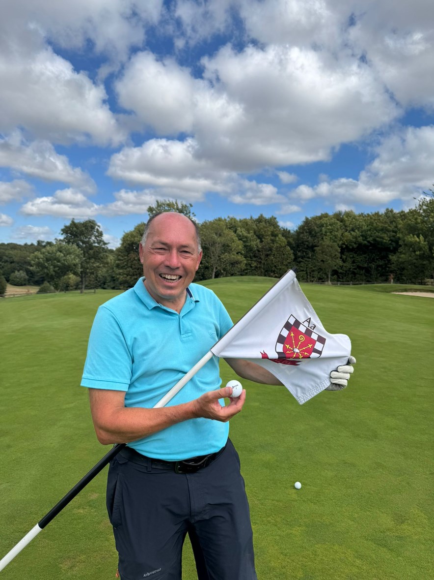 Albatros door Dirk in Saint Omer