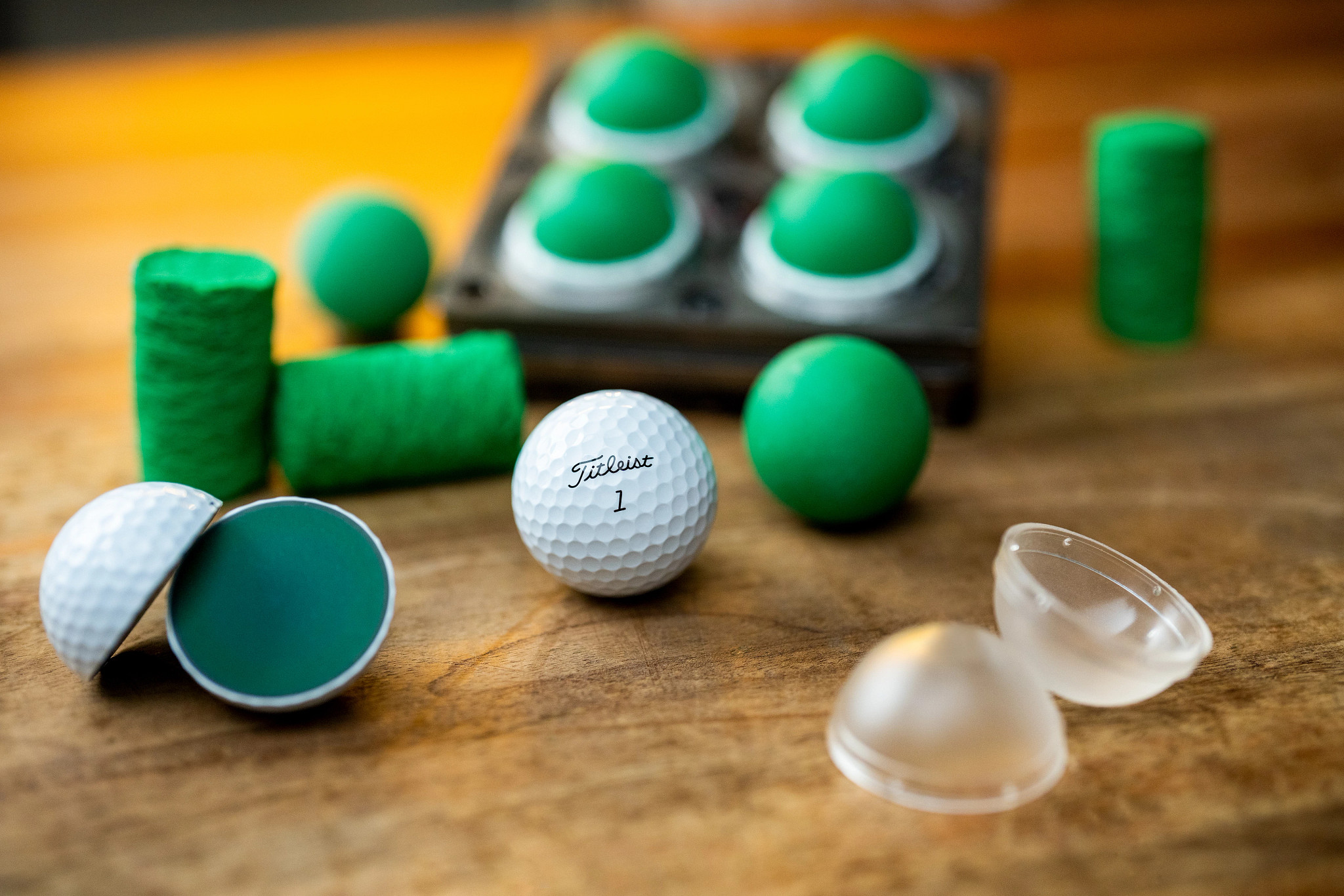 Hoe zit met compressie en waarom heeft een golfbal verschillende lagen? • Golf.nl