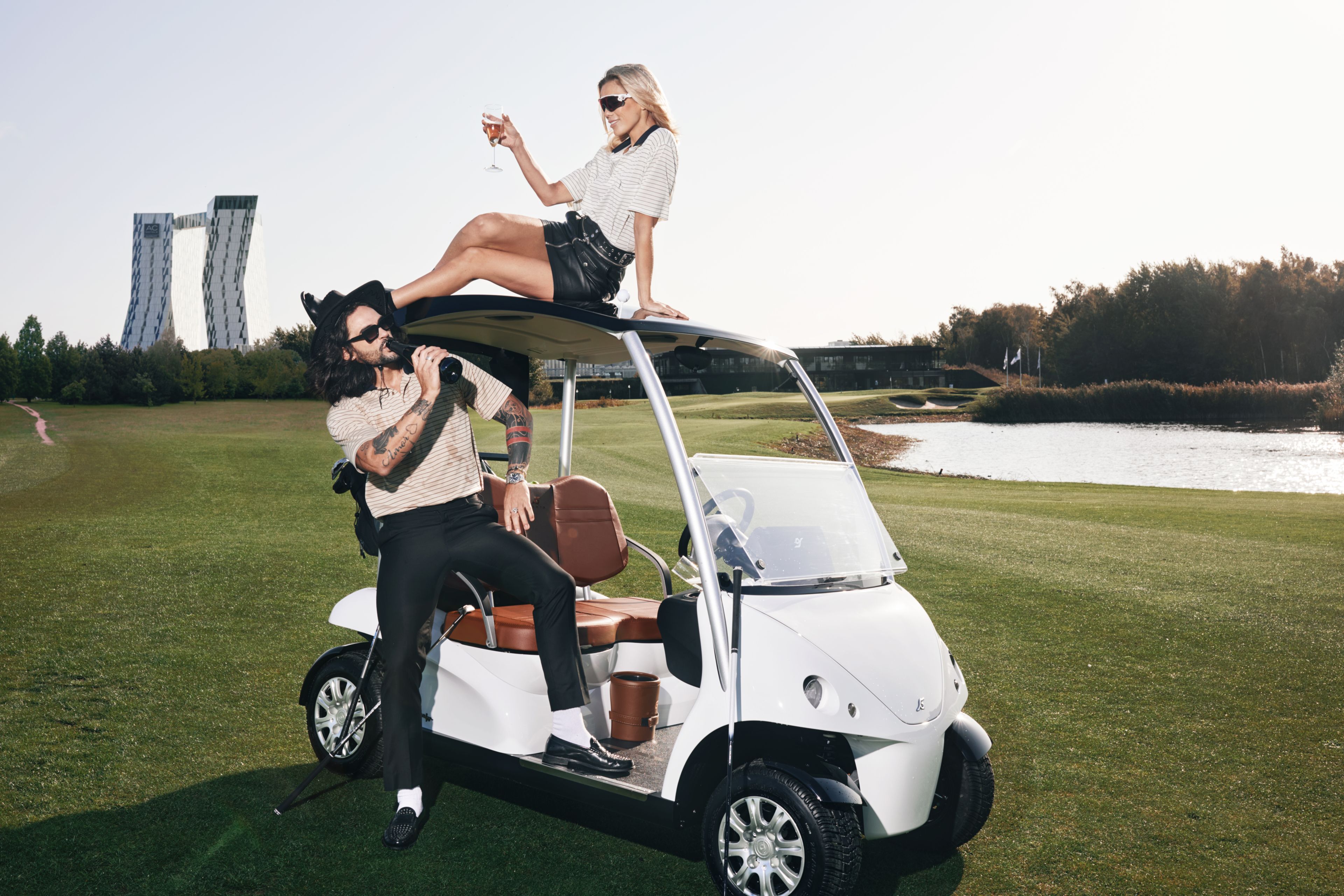 Leef je uit in een buggy • Golf.nl