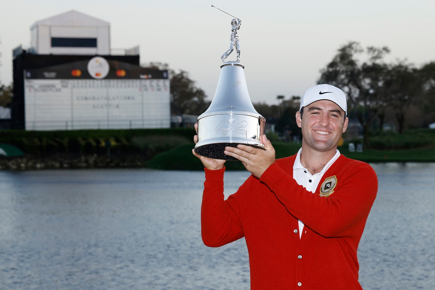 Scottie Scheffler wint onvoorspelbare Arnold Palmer Invitational, Lars