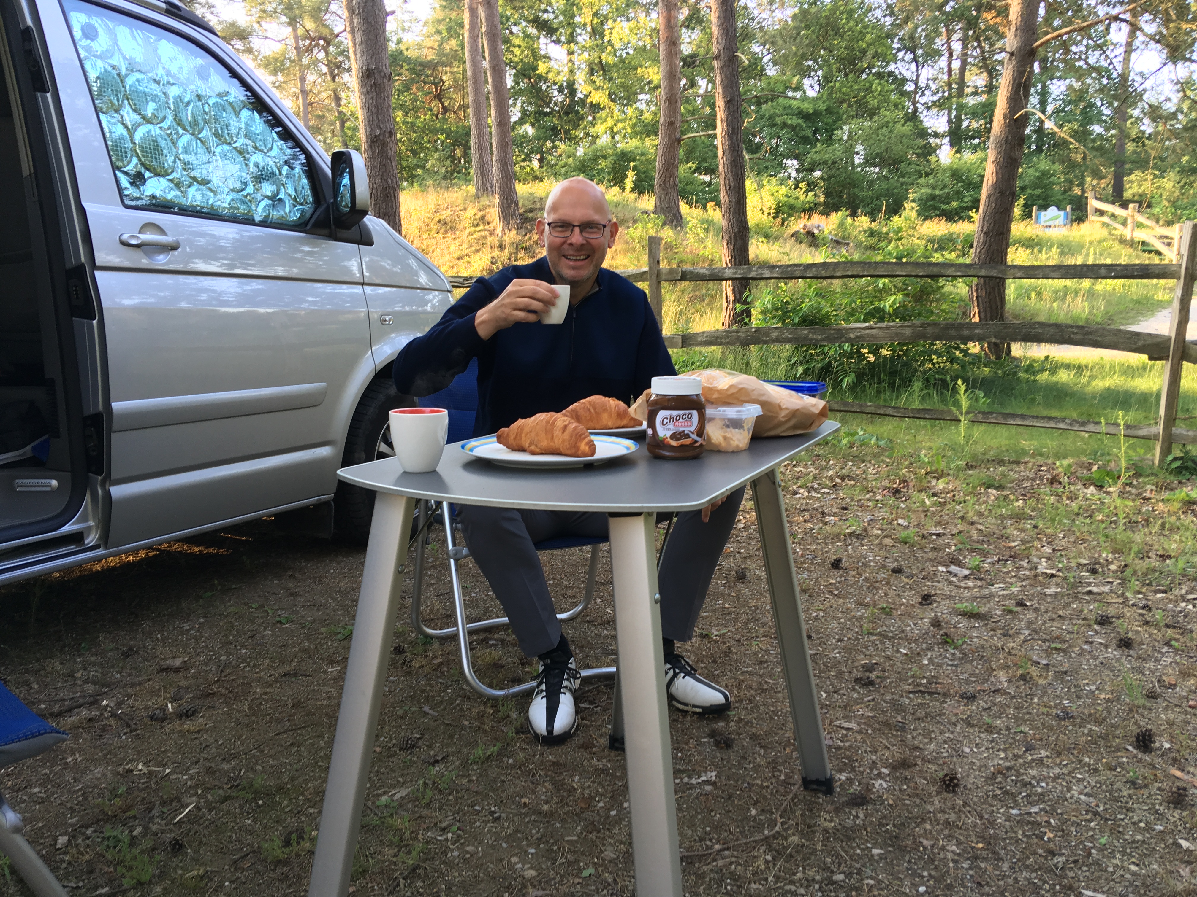 Hans Wognum toert door heel Europa met zijn golfcamper, maar niets kan tippen aan dat ene uitzicht i