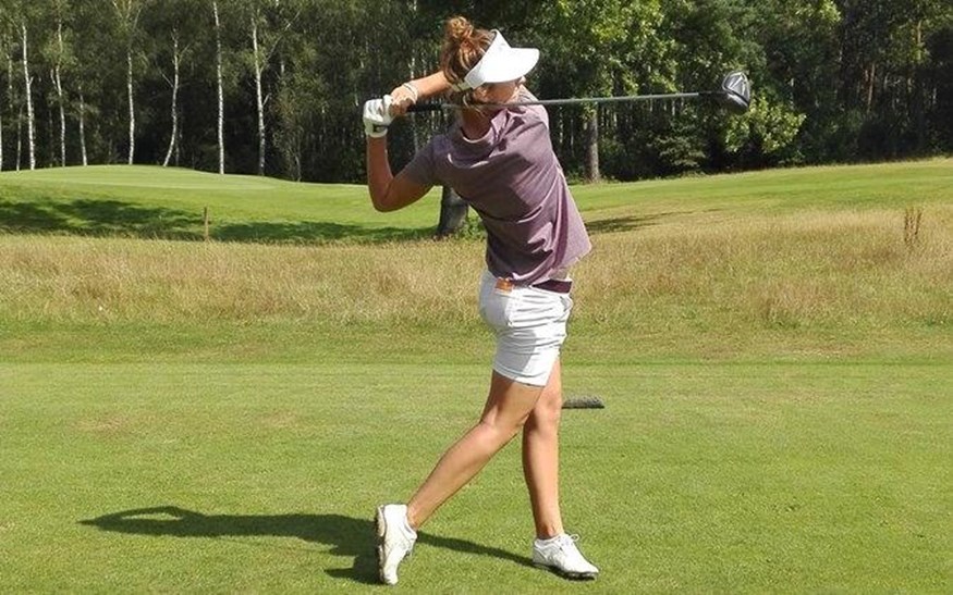 Anne van Dam