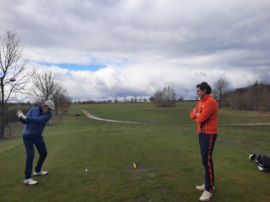 Jan van Galen column beter golfen Sjors Lemmens golfleraar