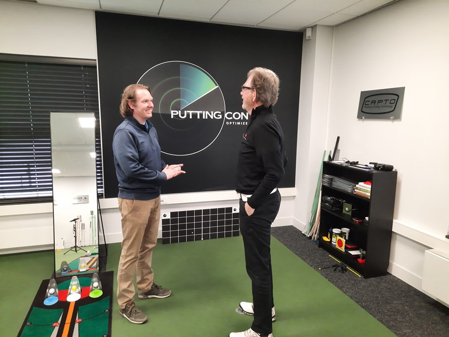 Mitchel Kevenaar, sportpsycholoog, en golfer Jan van Galen