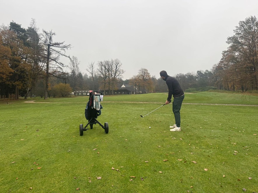 Roy op hole 9 van Oostlus Sybrook