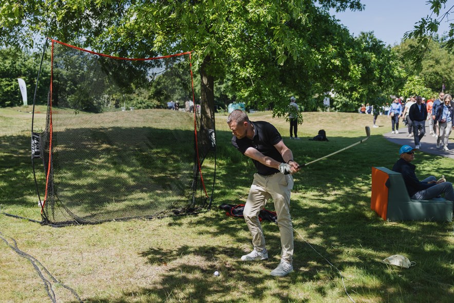 Roy in oefenkooi Beat the Pro