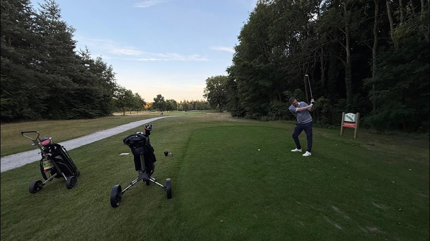 Roy slaat af op Sybrook