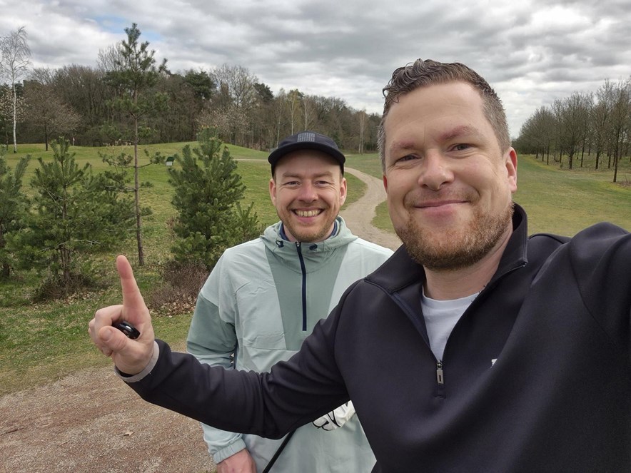 Roy en Jesper op golfbaan Scherpenbergh