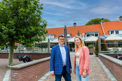 Peter Duivenvoorde en Joyce Nederstigt van golfbaan Tespelduyn