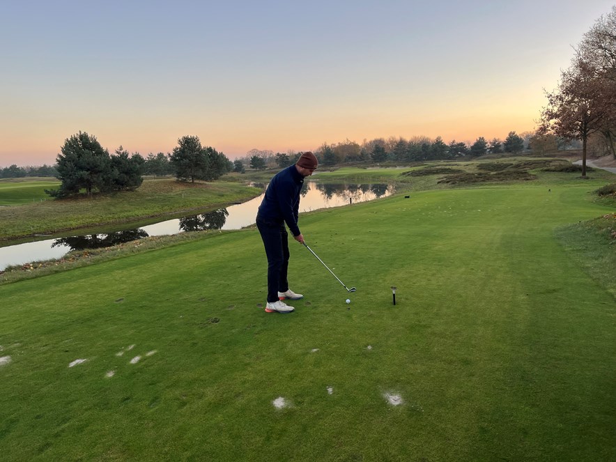 Stef op hole 17 van Bernardus