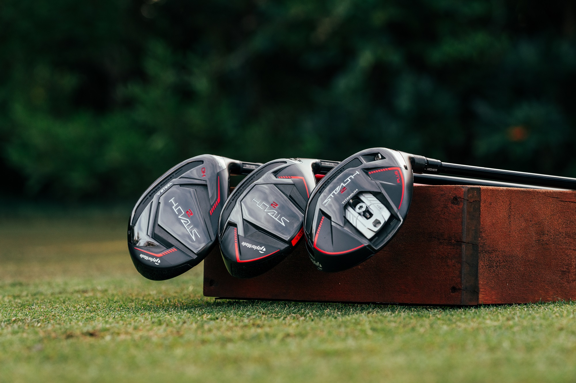 TaylorMade Stealth 2 drivers, fairwaywoods en hybrides • Golf.nl