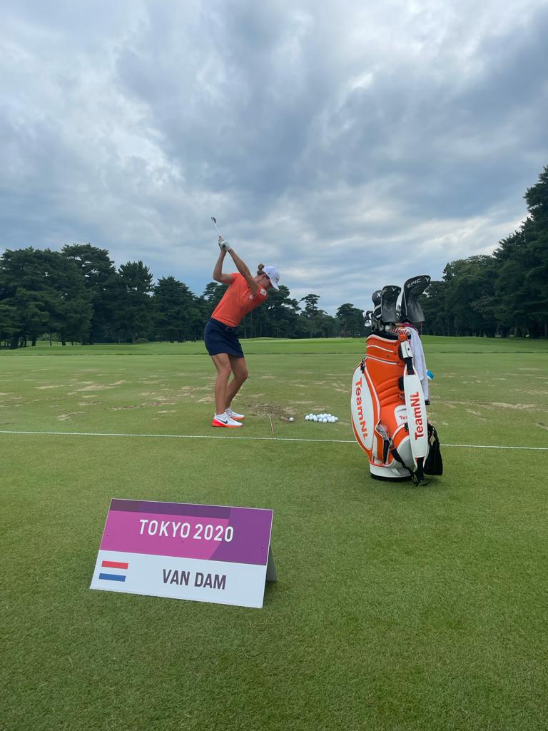 anne van dam in training in tokio