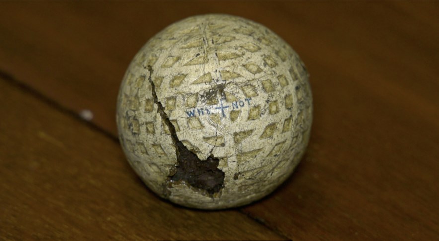 Golfbal 100 jaar