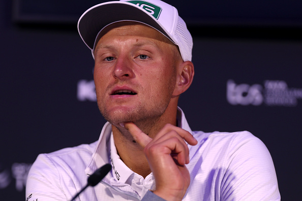 Adrian Meronk bij persconferentie KLM Open