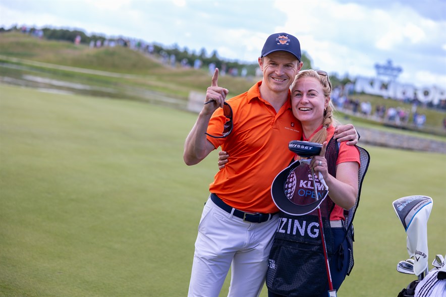 Beeld: Approach the green / Edwin Vermaas