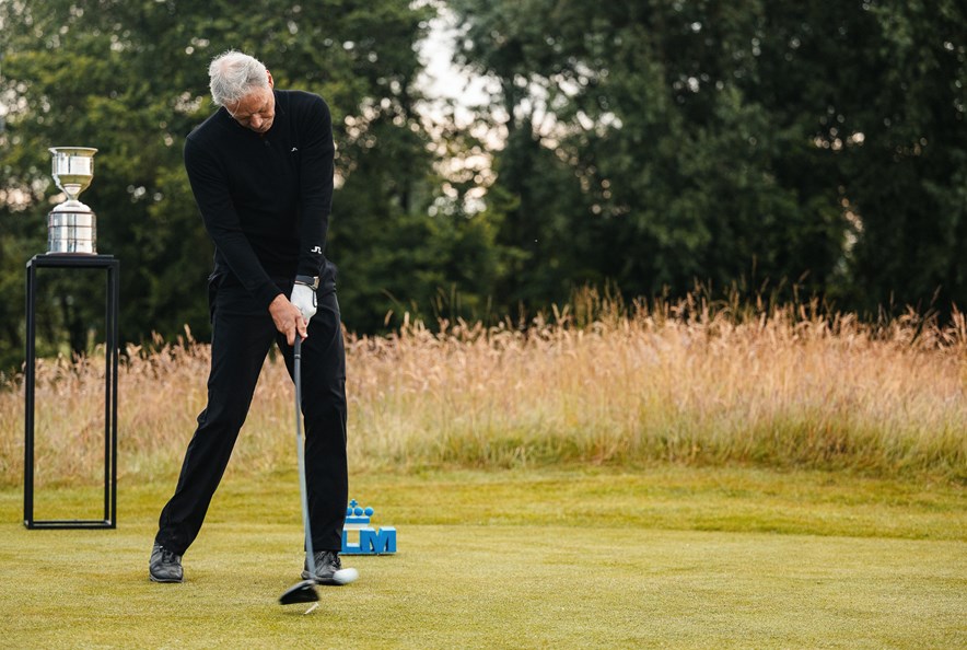 Marco van Basten eerste afslag KLM Open