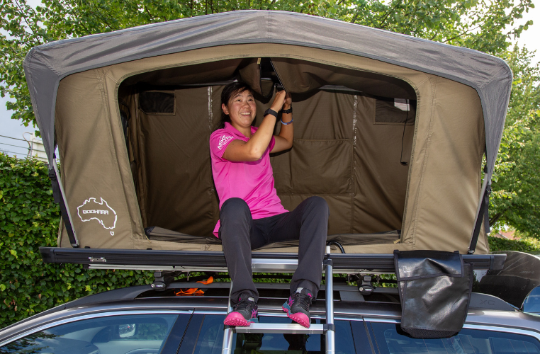 Zhen Bontan op de camping