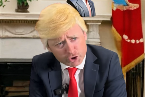 Conor Moore als Donald Trump