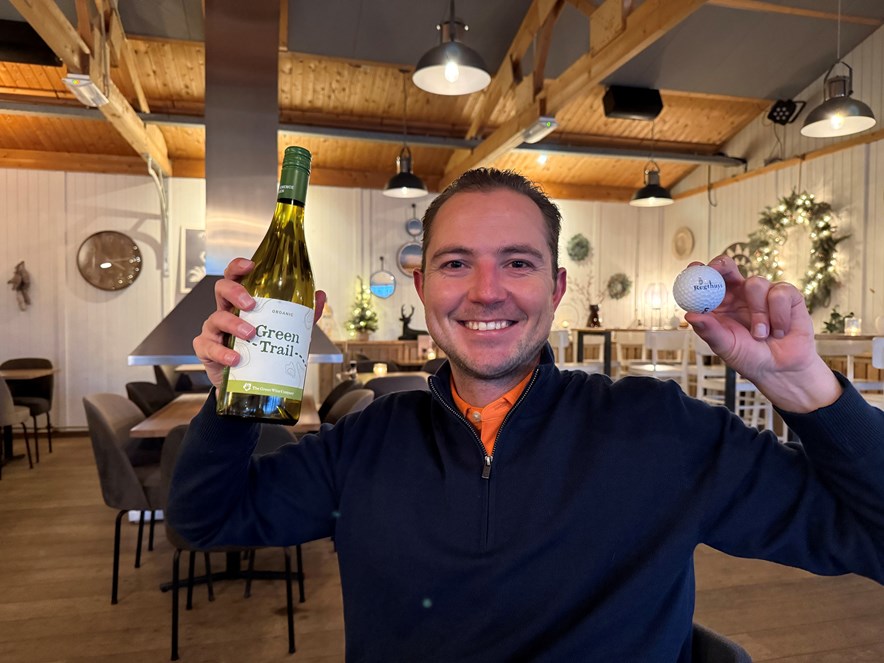 Fles wijn Golfbaan Regthuys