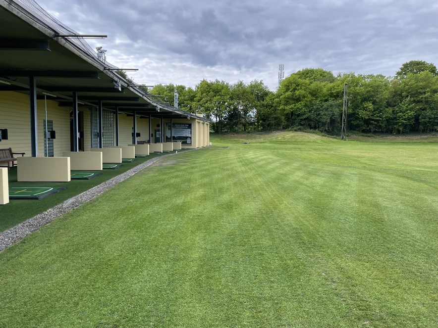 Grastee drivingrange Goyer