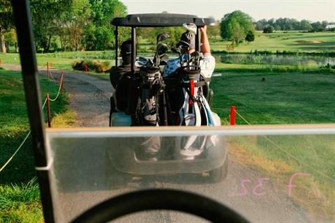 Golfer veroordeeld nadat hij tiener aanvalt wegens slowplay
