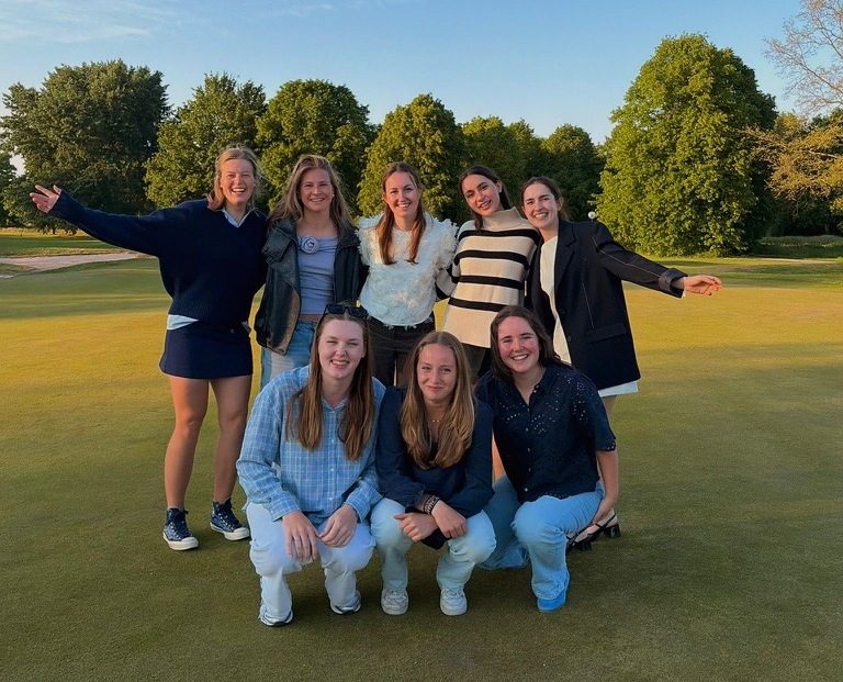 Eindhovensche Dames 1