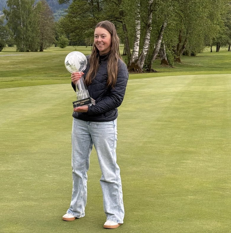 Sophie wint wereldbeker ski & golf