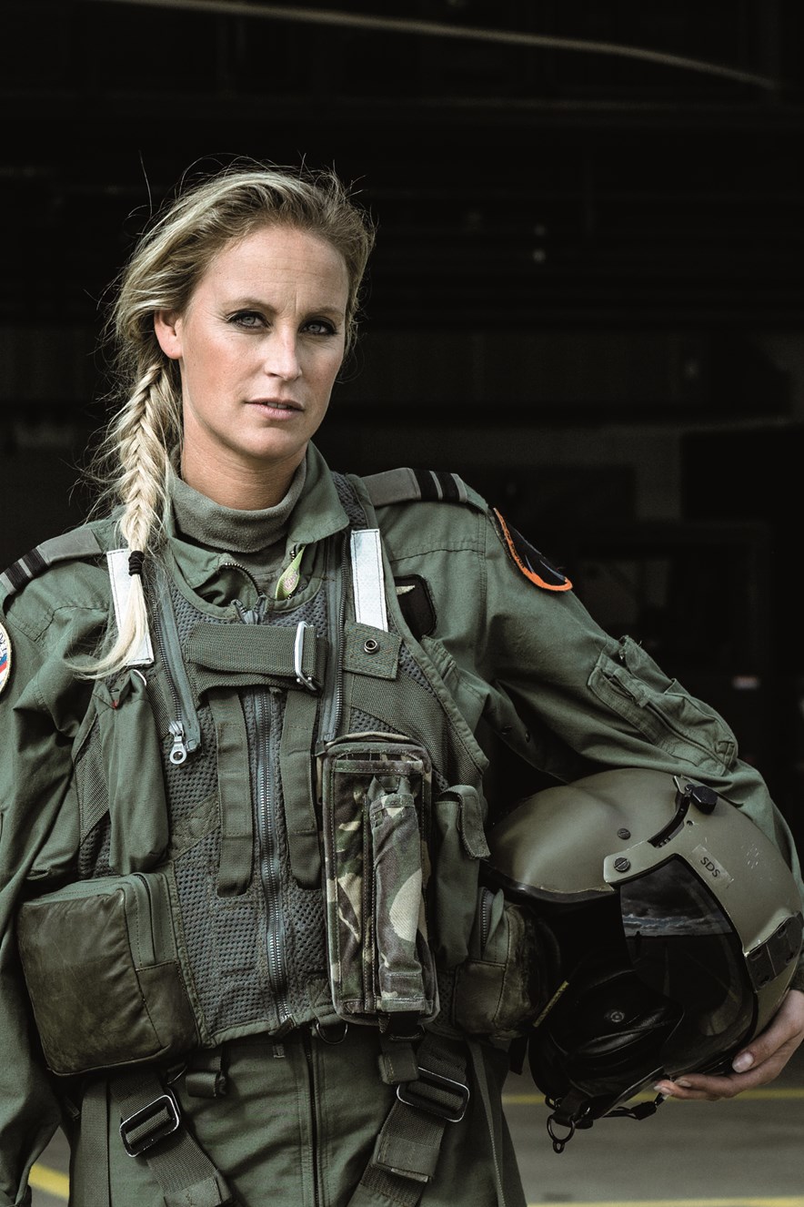Dominique Schreinemachers helicoptervlieger luchtmacht