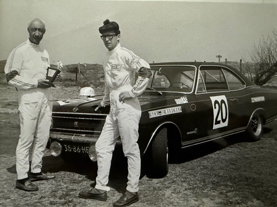 Maus en Tom Gatsonides na een rally in 1969
