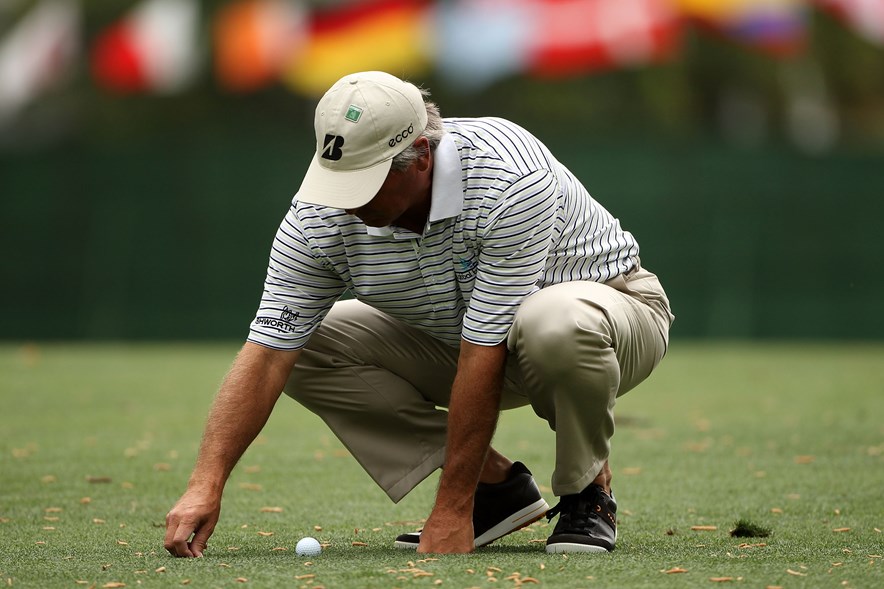 Fred Couples op sneakers