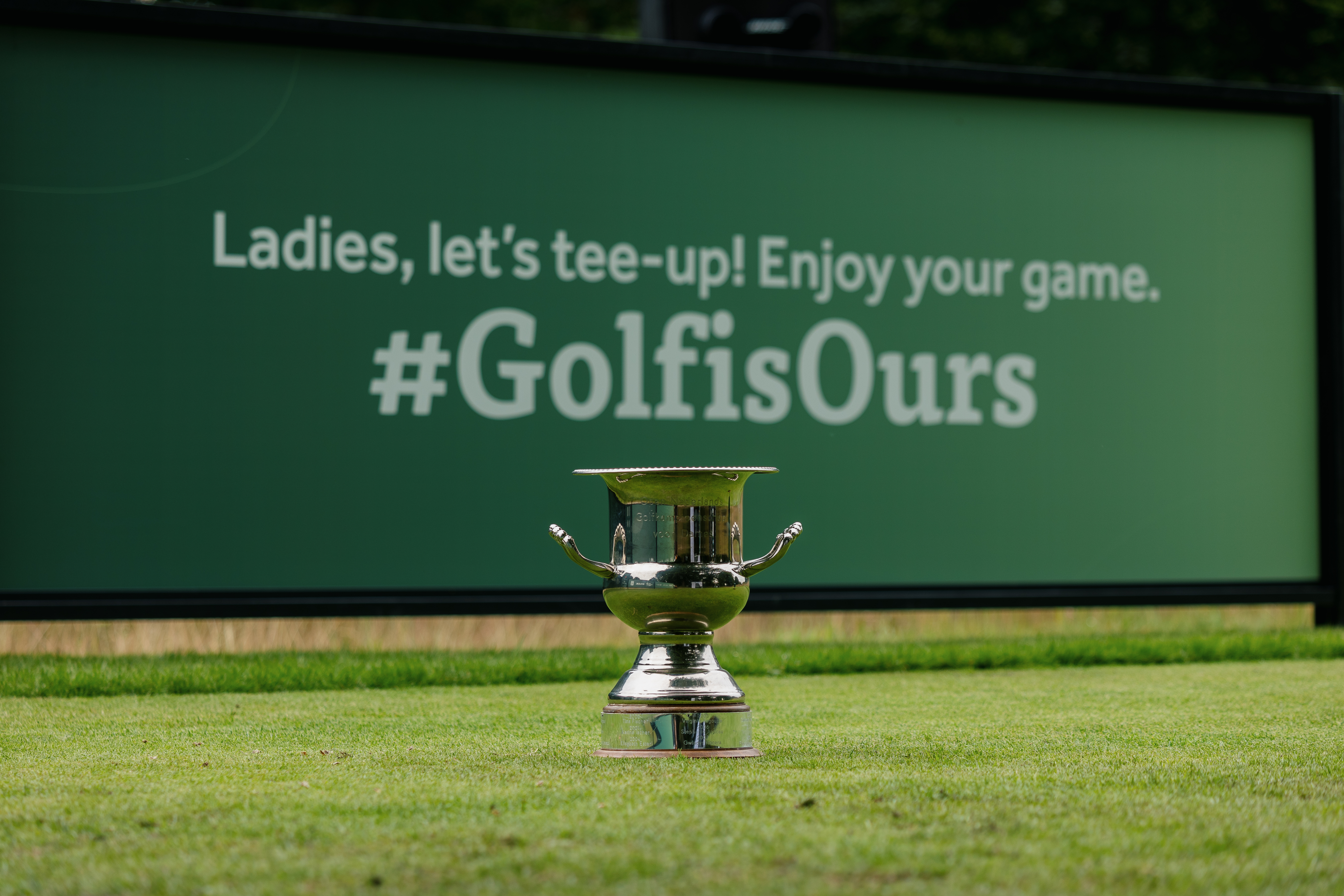 Beeld: Approach the green