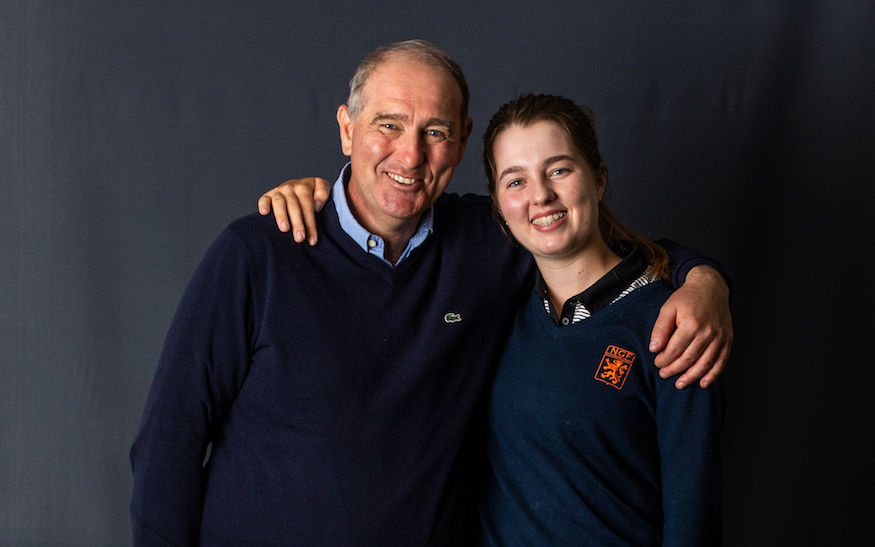 Golftalent Lauren Holmey met vader Phillipe