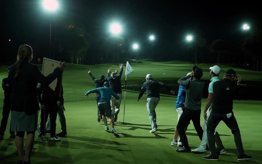 Wereldrecord in golf: de snelst gespeeld hole op een golfbaan
