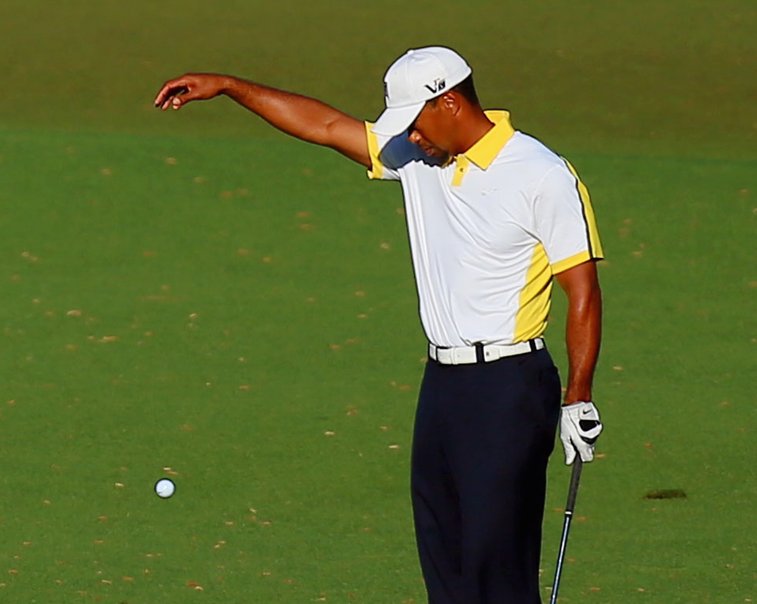 Tiger Woods drop Masters 2013