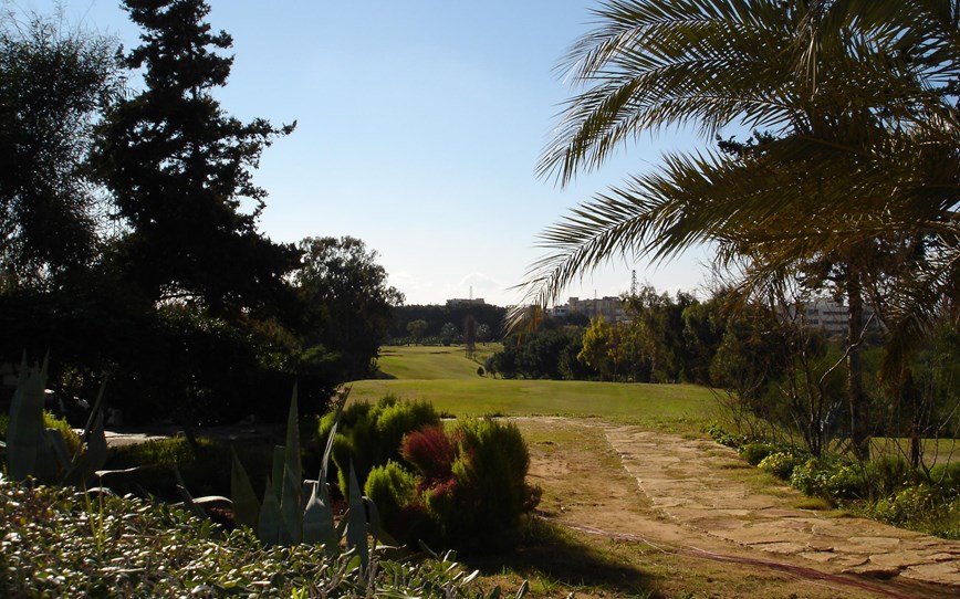 Vergane golfglorie in Libanon de Golf Club of Lebanon in Beirut • Golf.nl