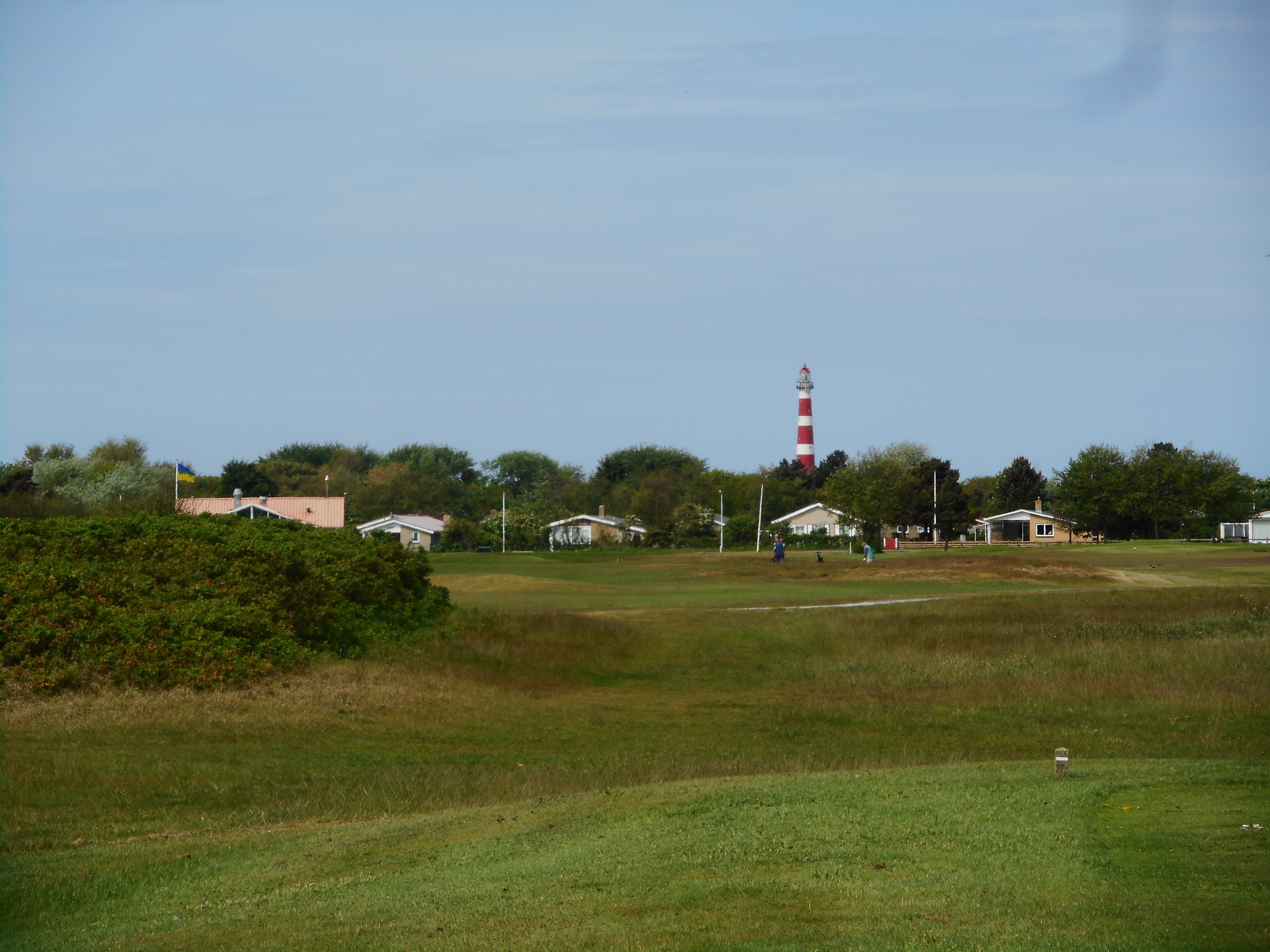 Overal op Golfbaan Ameland zie je de vuurtoren