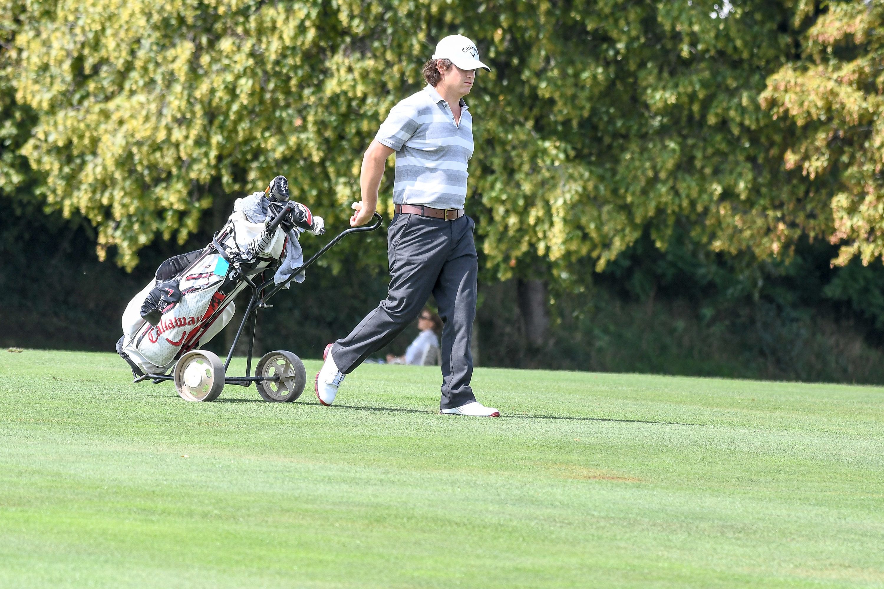 Darius van Driel op GC de Genève