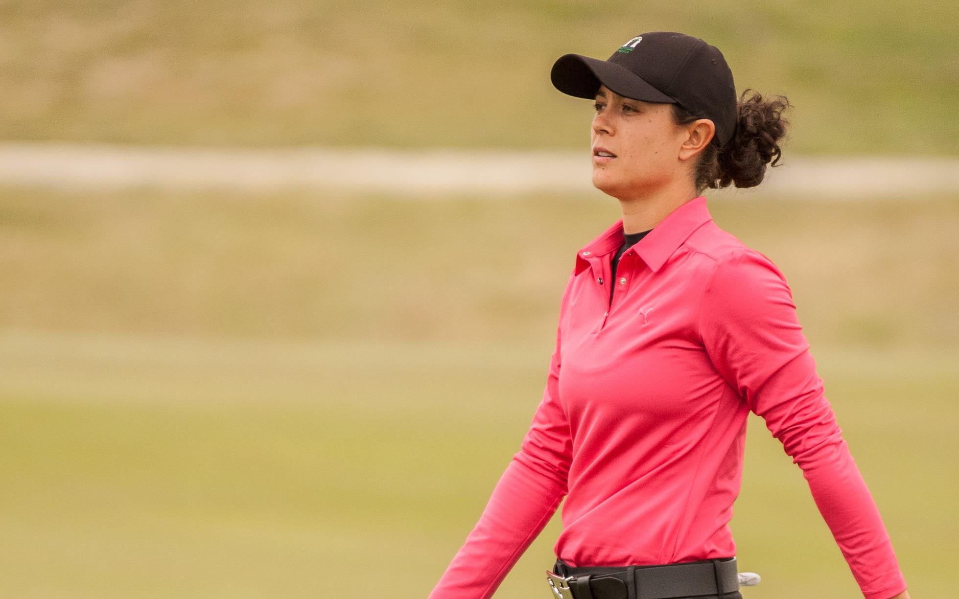 Dewi-Claire Schreefel