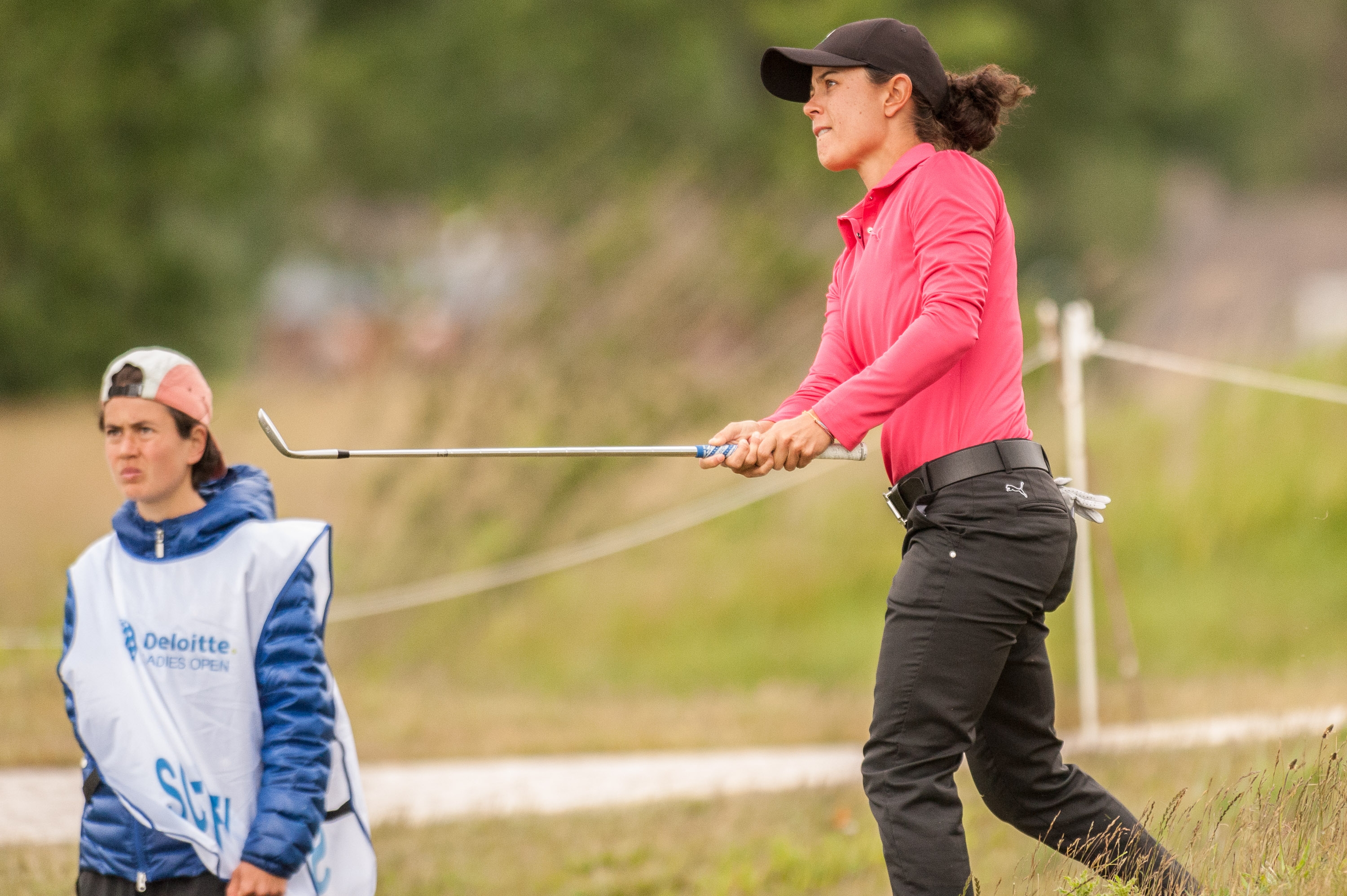 Dewi-Claire Schreefel