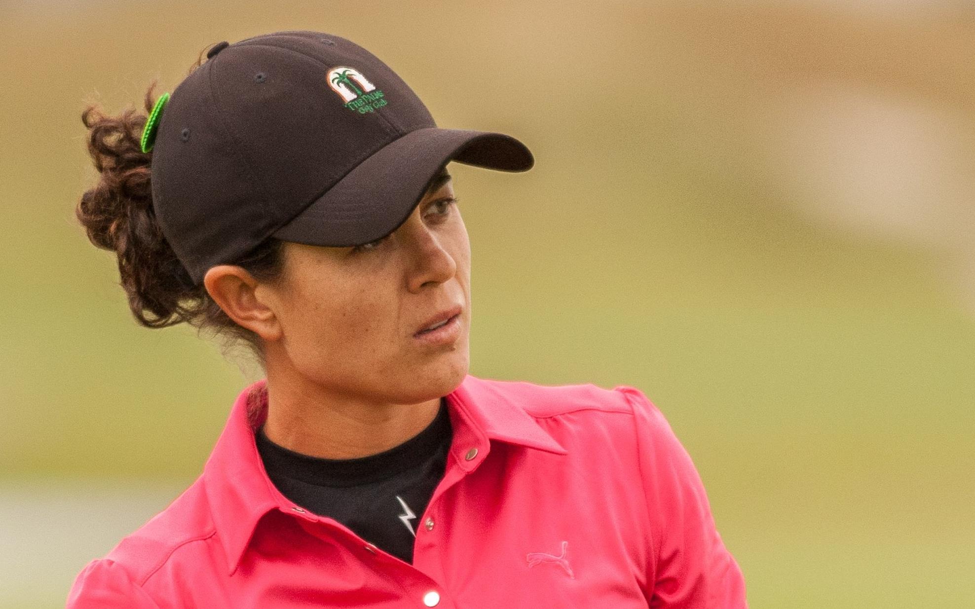 Dewi-Claire Schreefel