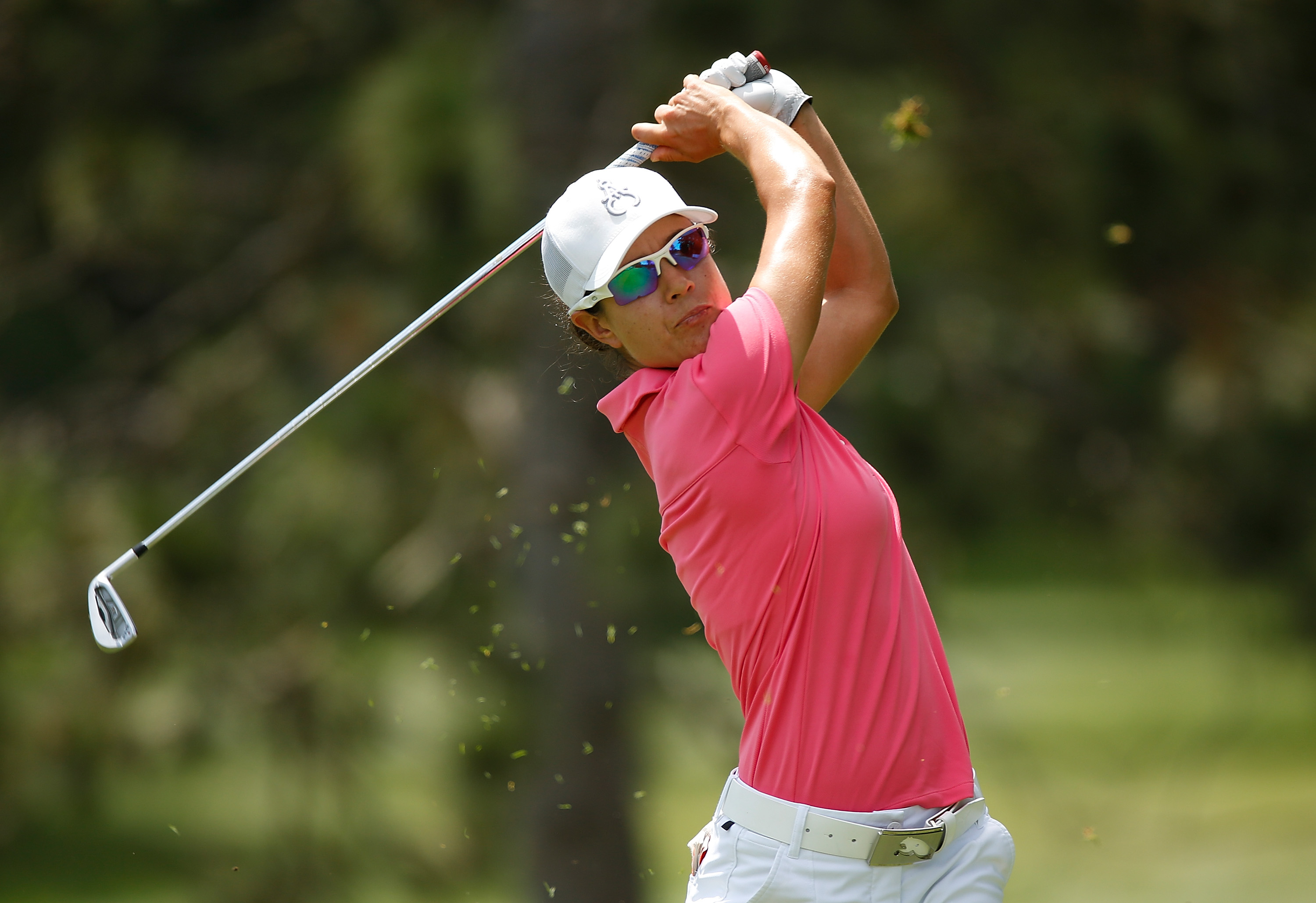 Dewi-Claire Schreefel